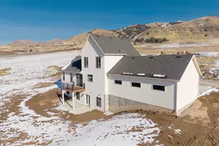 13 N 1150 E, Smithfield, UT 84335 - Photo 4