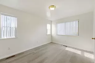 1076 S Glendale Circle, Salt Lake City, UT 84104 - Photo 20