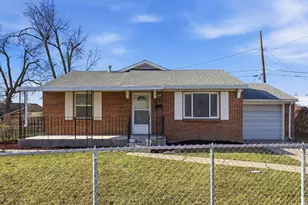 1076 S Glendale Circle, Salt Lake City, UT 84104 - Photo 2