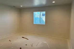 1082 E 110 S, Pleasant Grove, UT 84062 - Photo 12