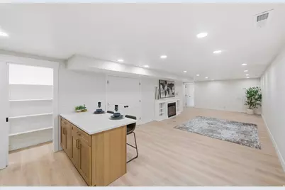 1048 S 925 W, Woods Cross, UT 84087 - Photo 16