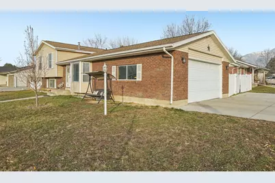 9571 S David St E, Sandy, UT 84070 - Photo 28