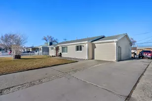 4566 W 4985 S, Salt Lake City, UT 84118 - Photo 2