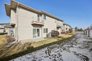 6647 W Merlot Way, West Jordan, UT 84081 - Photo 32