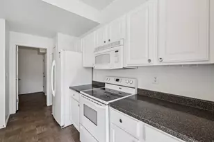 6647 W Merlot Way, West Jordan, UT 84081 - Photo 12