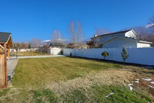 2202 N 2300 E, Layton, UT 84040 - Photo 30