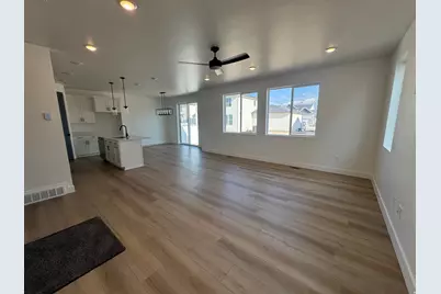 1342 N 1475 E #44, Payson, UT 84651 - Photo 4