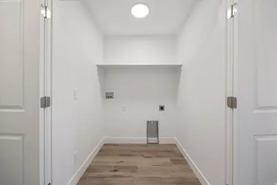 594 E 400 S, Nephi, UT 84648 - Photo 12