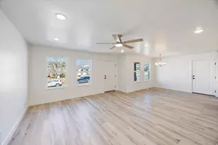 594 E 400 S, Nephi, UT 84648 - Photo 4