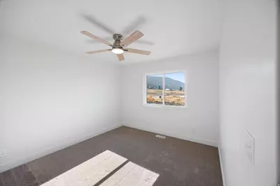 594 E 400 S, Nephi, UT 84648 - Photo 14