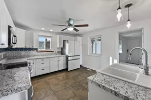 880 E Casa Negra Ave, Midvale, UT 84047 - Photo 8