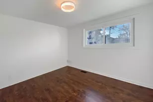 880 E Casa Negra Ave, Midvale, UT 84047 - Photo 4