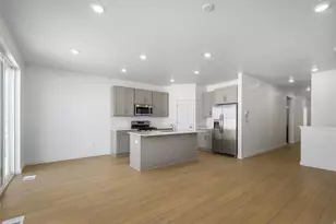 2035 E Swallow Dr, Eagle Mountain, UT 84005 - Photo 12