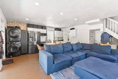 1225 N 900 E, Bountiful, UT 84010 - Photo 28