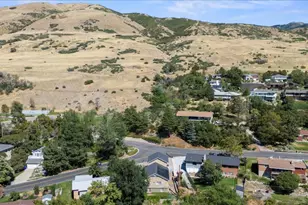 1225 N 900 E, Bountiful, UT 84010 - Photo 38