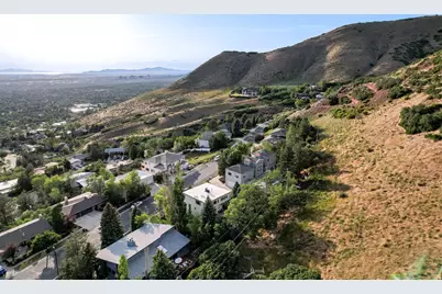 2093 S Lakeline Dr, Salt Lake City, UT 84109 - Photo 92