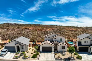 834 N Pleasant Ln, Washington, UT 84780 - Photo 2