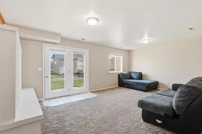 1932 N 810 W, Clinton, UT 84015 - Photo 24