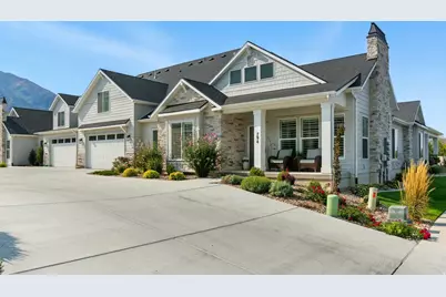 794 E 110 S #13, Salem, UT 84653 - Photo 2