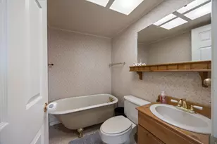 489 S 900 St E, Orem, UT 84097 - Photo 10