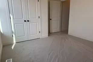 10999 S Freestone Rd W, South Jordan, UT 84009 - Photo 14