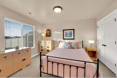 2894 Trailside Dr, Syracuse, UT 84075 - Photo 18