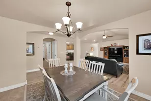 2894 Trailside Dr, Syracuse, UT 84075 - Photo 8