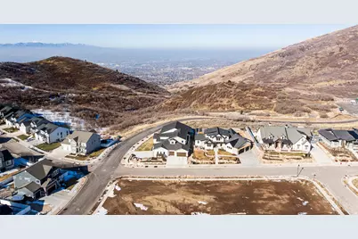 2568 E Canyon Edge Dr, Draper, UT 84020 - Photo 12