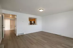 4753 S Falkirk Dr W, Murray, UT 84107 - Photo 6