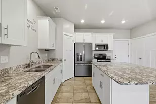 1637 E Talon Way, Eagle Mountain, UT 84005 - Photo 8