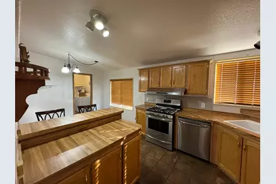 490 E 700 N, Price, UT 84501 - Photo 6