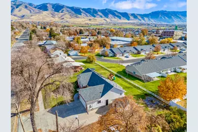 98 W 400 S, Smithfield, UT 84335 - Photo 24