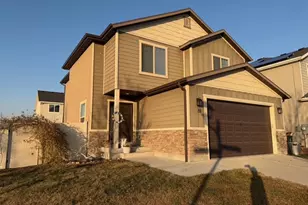 35 E Water Ln, Vineyard, UT 84059 - Photo 2