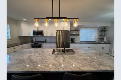 35 E Water Ln, Vineyard, UT 84059 - Photo 10