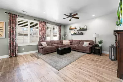 947 Elizabeth Dr, North Salt Lake, UT 84054 - Photo 6