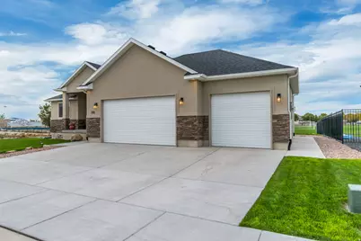 255 E Ventura Blvd, Stansbury Park, UT 84074 - Photo 4