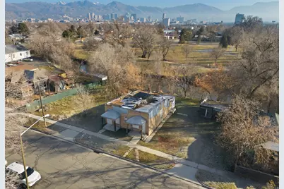 881 S 1100 W, Salt Lake City, UT 84104 - Photo 2
