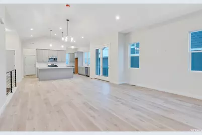 7626 S Clipper Hill Rd W #303, West Jordan, UT 84081 - Photo 10