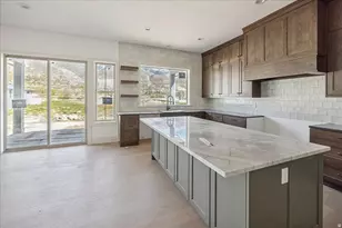 587 S Daniel Dr, Farmington, UT 84025 - Photo 8