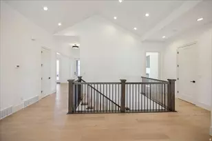 587 S Daniel Dr, Farmington, UT 84025 - Photo 6