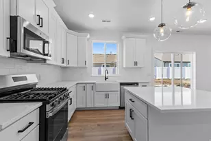 524 S Rivergate Dr, Logan, UT 84321 - Photo 10