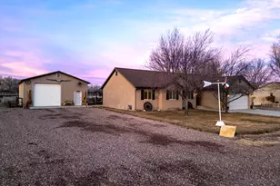 167 E 600 N, Roosevelt, UT 84066 - Photo 2
