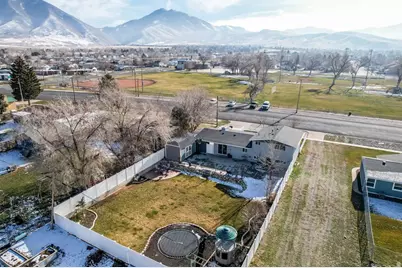 465 E 400 N, Tooele, UT 84074 - Photo 24