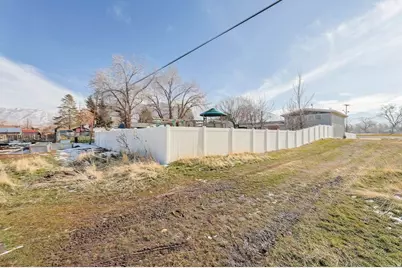 465 E 400 N, Tooele, UT 84074 - Photo 46