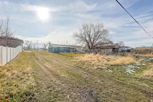 453 E 400 N, Tooele, UT 84074 - Photo 22