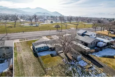 453 E 400 N, Tooele, UT 84074 - Photo 26