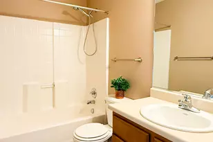 6466 W 8375 S, West Jordan, UT 84081 - Photo 10