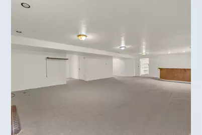 1740 W 200 N, Kaysville, UT 84037 - Photo 18