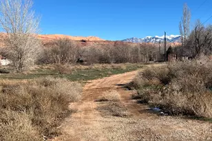 661 S 400 E, Moab, UT 84532 - Photo 1