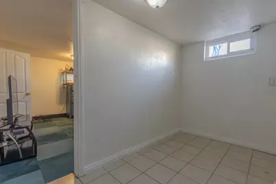 4942 S 4015 W, Taylorsville, UT 84129 - Photo 12